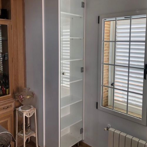 mueble acristalado